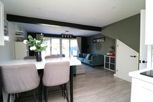 Photo 16- click for photo gallery